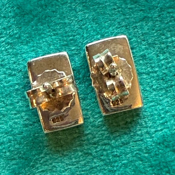 Vintage Late 80s Sterling Silver and Mother of Pearl Modernist Stud Earrings - Picture 3 of 3